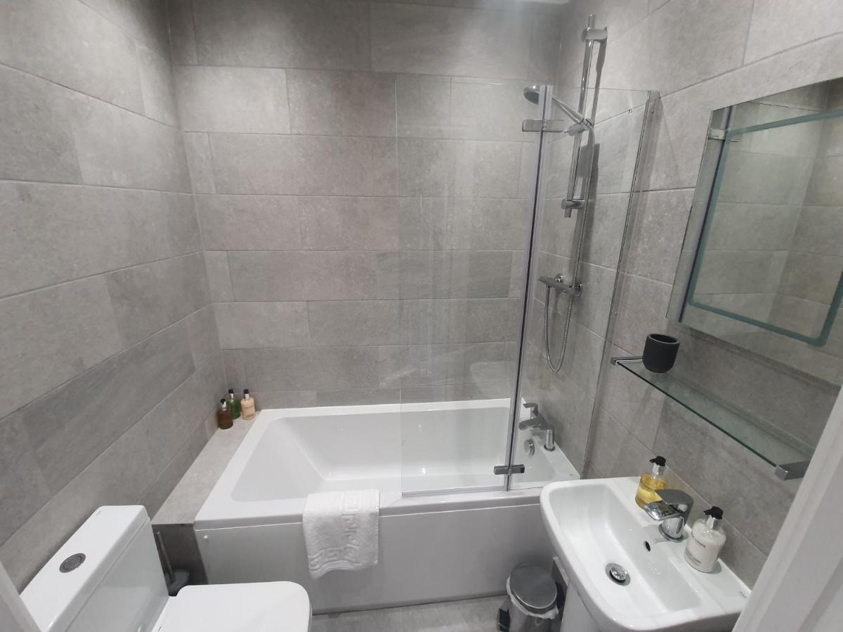 Park View Two-Bedroom Apartment باث المظهر الخارجي الصورة